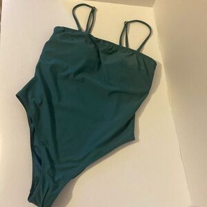 Tigerlily Bathing Suit NWOT Malachite Teal
